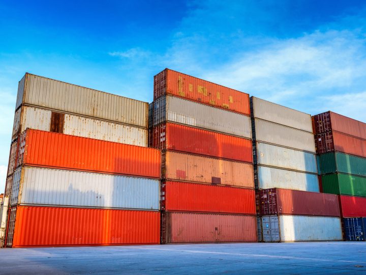 Choosing the Right Type of Shipping Containers